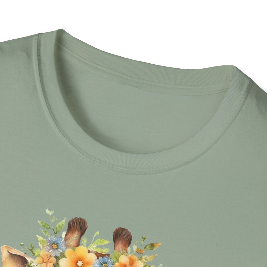 Floral Giraffe T-Shirt, Cute Animal Shirt, Unisex Tee, Animal Lover Gift, Casual Wear, Summer Fashion