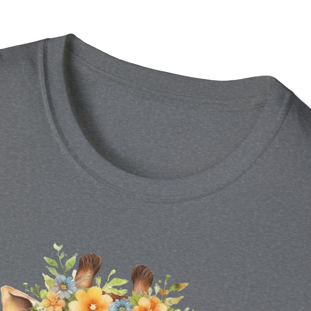 Floral Giraffe T-Shirt, Cute Animal Shirt, Unisex Tee, Animal Lover Gift, Casual Wear, Summer Fashion