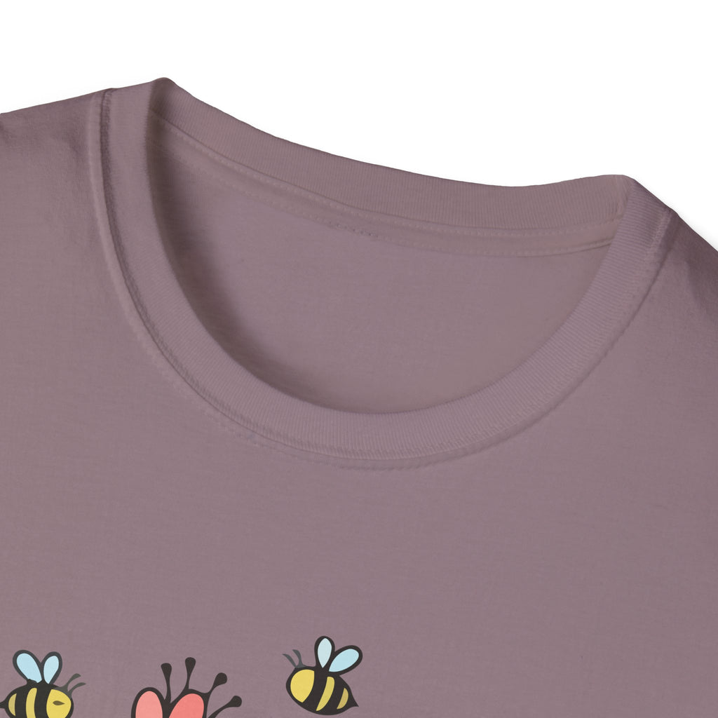 Summer Flowers & Bees Retro Floral T-Shirt