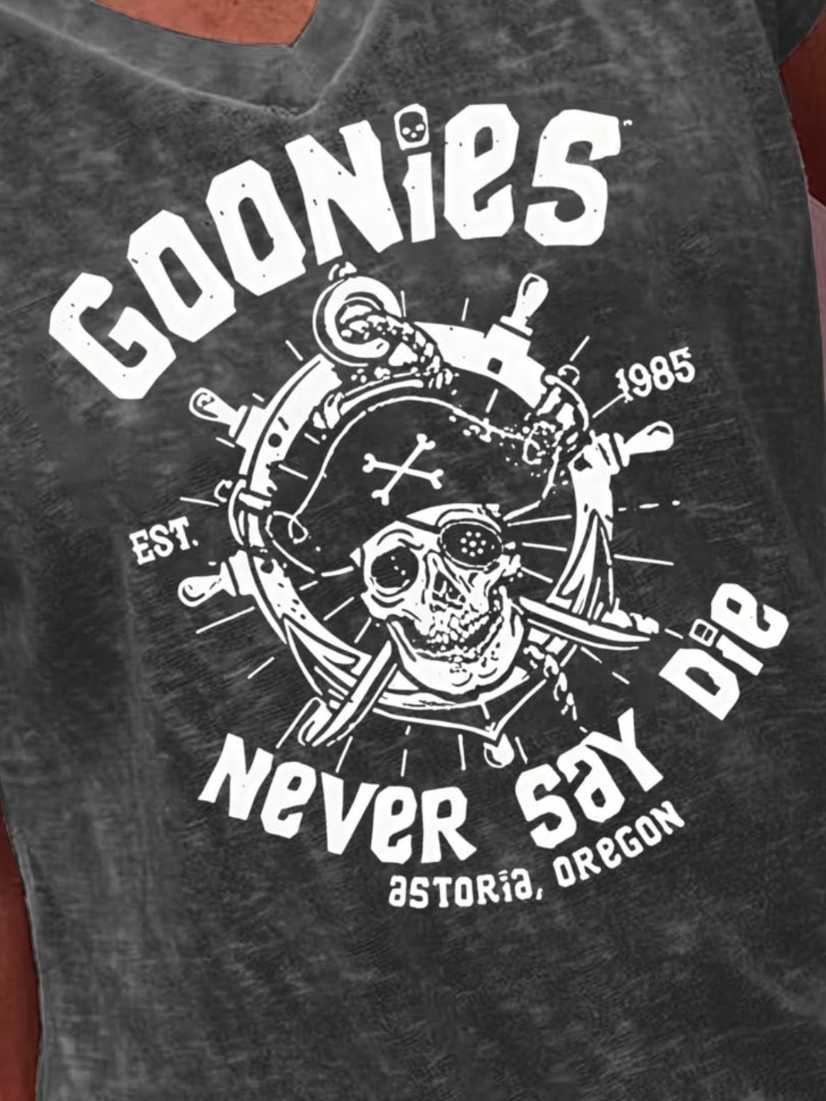 Goonies Movie " Never Say Die" Skull T-shirt for Women, Astoria Oregon Souvenir T-Shirt